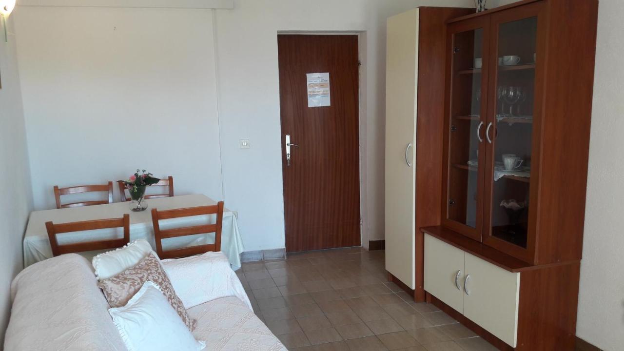 Apartments By The Sea Bol, Brac - 13413 エクステリア 写真